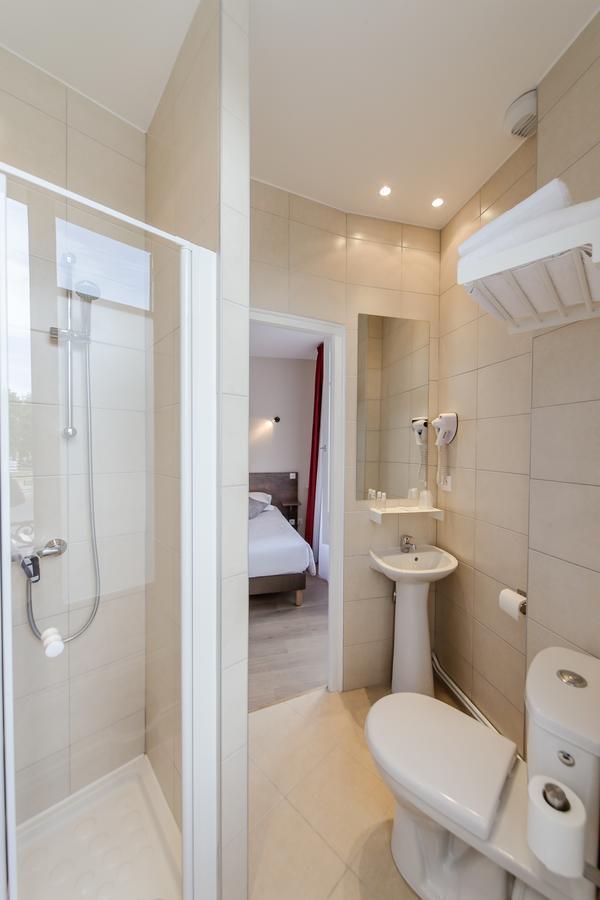 Logis Hotel - Le Petit Bellon Senlis  Dış mekan fotoğraf